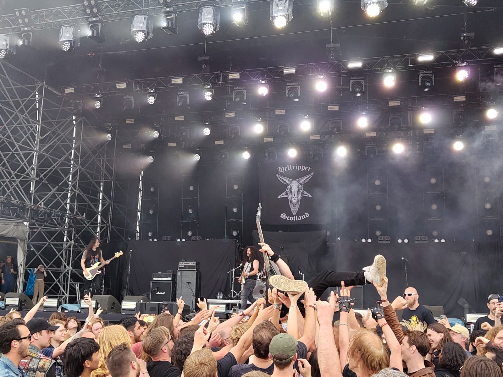 <a href='/hi/jeroen' class='caption'>» jeroen 06 June 2026 03:14 South of Heaven Maastricht Hellripper</a>