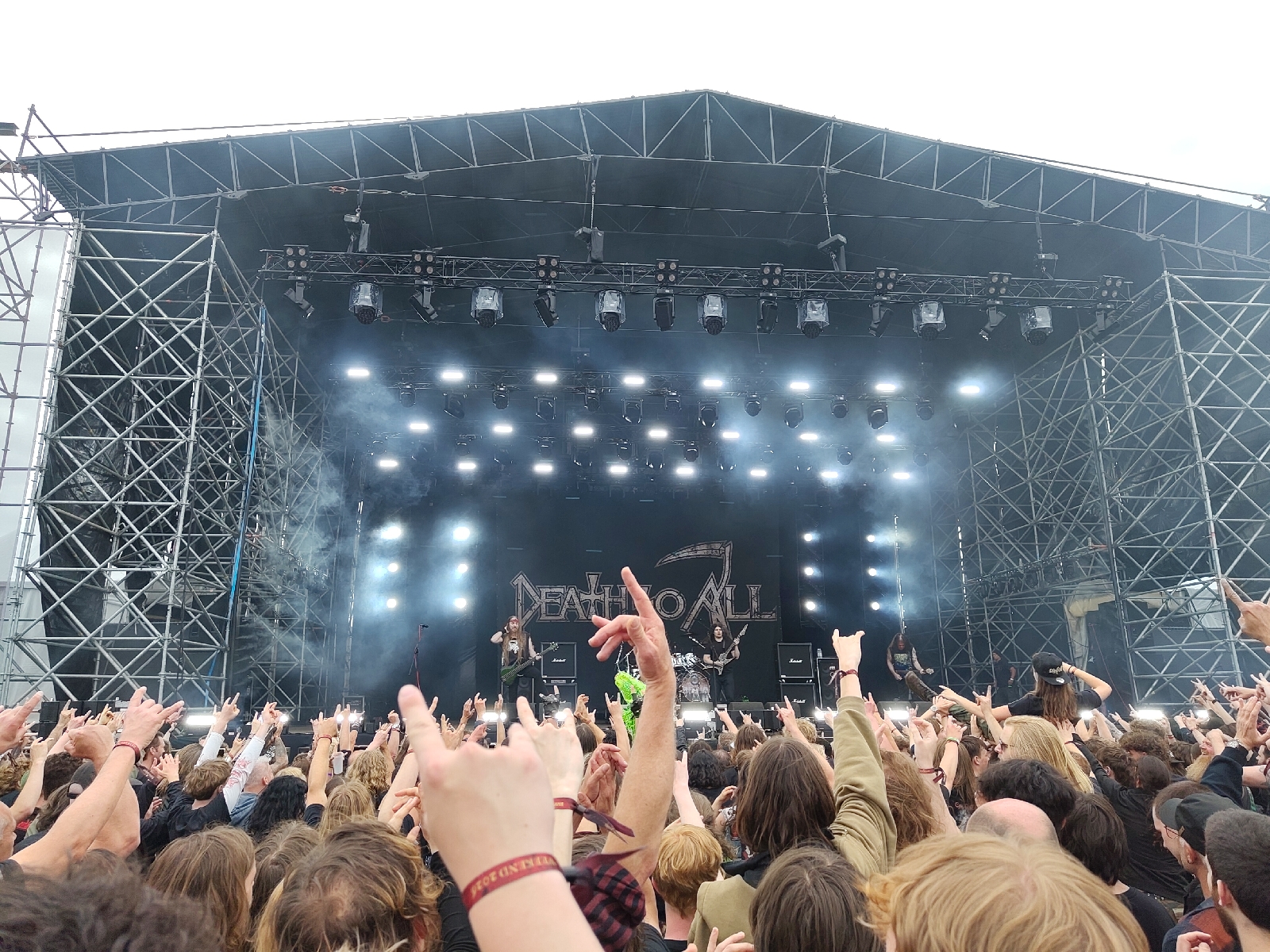 <a href='/hi/jeroen' class='caption'>» jeroen 07 June 2026 02:47 South of Heaven Maastricht Death to All</a>