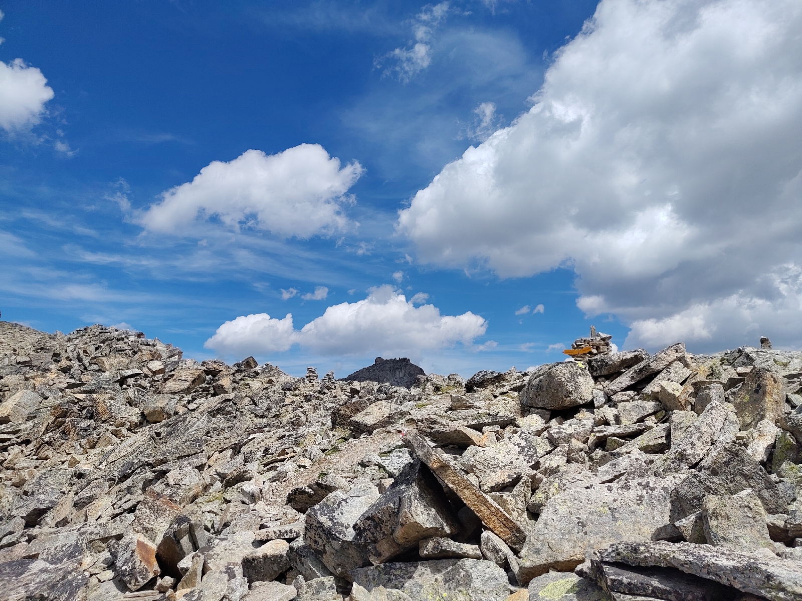 <a href='/hi/jeroen' class='caption'>» jeroen 16 July 2026 12:33 Grächen Bordierhütte</a>